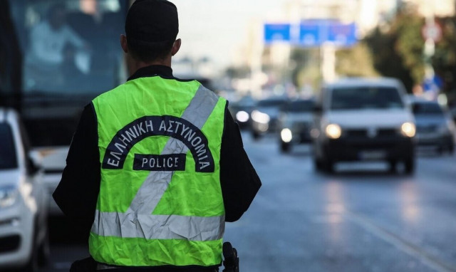 Πάνω από 11.000 παραβάσεις του ΚΟΚ σε τέσσερις μέρες