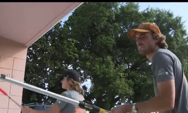 Σε πρόγραμμα κοινωνικής εργασίας ο Στέφανος Τσιτσιπάς - «Μου αρέσει να βοηθάω»