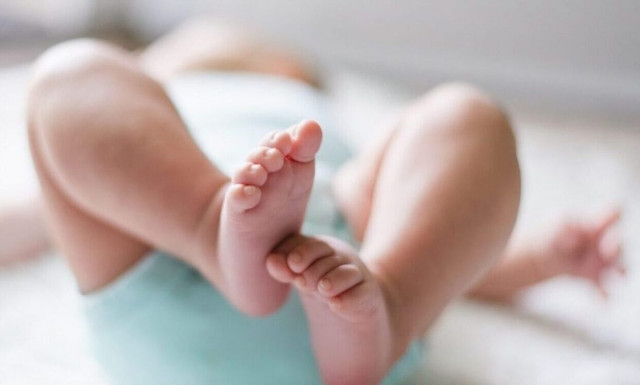 Πάτρα: Η μητέρα εντόπισε το βρέφος νεκρό όταν πήγε να το ταΐσει - «Είχε σοβαρό πρόβλημα υγείας»