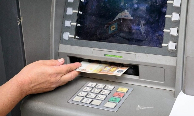 Τράπεζες: Πότε θα κλείσουν για 4 ημέρες - Ποιες συναλλαγές δεν θα μπορούμε να κάνουμε