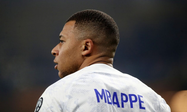 Ο Εμπαπέ παίρνει μηνιάτικο 6 εκατ. ευρώ