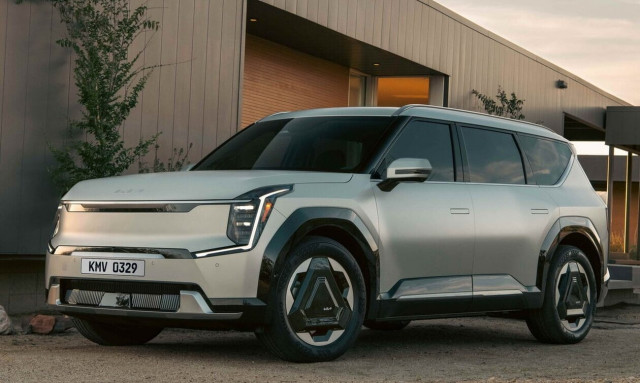 Kia: Χρυσό βραβείο σχεδιασμού για το EV9 και 5 νίκες στα iF Design Awards 2024
