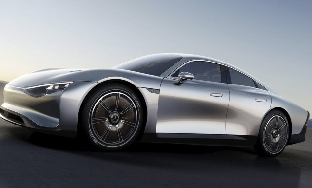 Η Mercedes κάνει ασύλληπτο ρεκόρ αυτονομίας