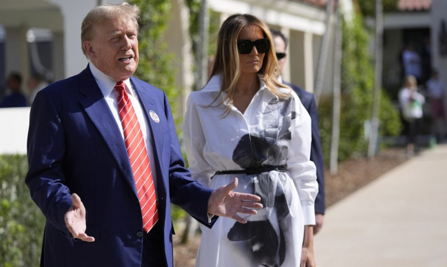 O Tραμπ και η σύζυγός του Μελάνια