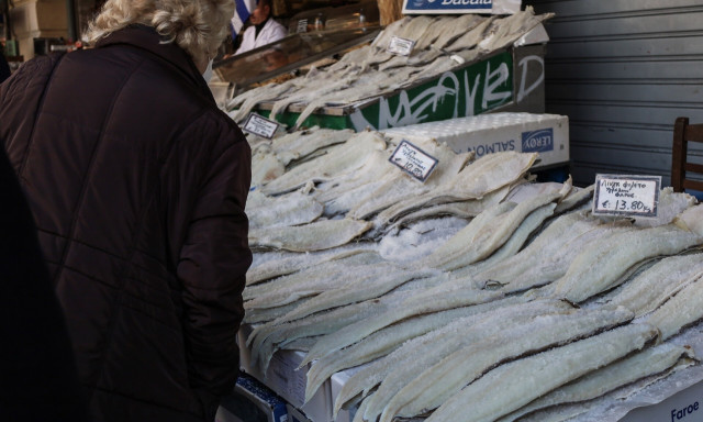 Ακρίβεια - 25η Μαρτίου: Ιδιαίτερα «αλμυρός» ο επετειακός μπακαλιάρος