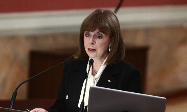 Κατερίνα Σακελλαροπούλου για τρομοκρατική επίθεση: «Θερμά συλλυπητήρια στις οικογένειες των θυμάτων»