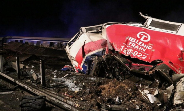 Τέμπη: Νέες αποκαλύψεις  για την νύχτα της τραγωδίας - «Αλλοιώθηκαν οι διάλογοι του σταθμάρχη»