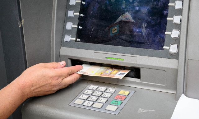 Ο «χάρτης» των πληρωμών από τον e-ΕΦΚΑ και τη ΔΥΠΑ έως τις 29 Μαρτίου