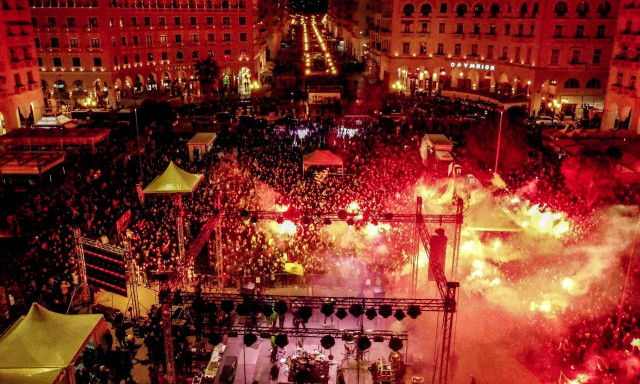 Άρης: «Κάηκε» η Αριστοτέλους για τα 110 χρόνια (pics+vid)