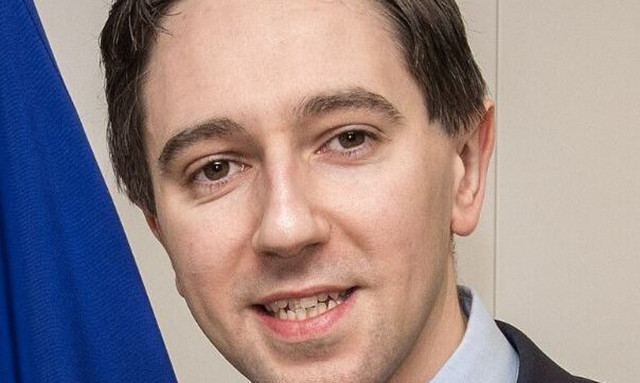 Σάιμον Χάρις: Θα γίνει ο νεότερος πρωθυπουργός της Ιρλανδίας