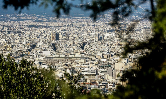 Μειώνεται ο ΕΝΦΙΑ για 2 εκατομμύρια ιδιοκτήτες - Τι αλλάζει στον φόρο ακινήτων το 2026