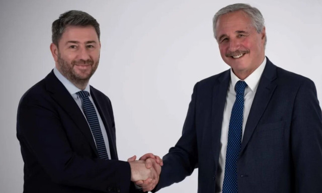 Ευρωεκλογές 2024: Υποψήφιος με το ΠΑΣΟΚ ο Γιάννης Μανιάτης - Ο Νίκος Ανδρουλάκης τον καλωσόρισε