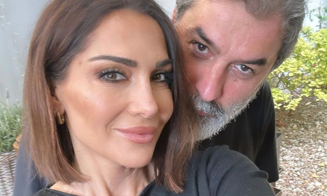 Δέσποινα Βανδή - Βασίλης Μπισμπίκης: Ρομαντική απόδραση στην Ιταλία (vid)