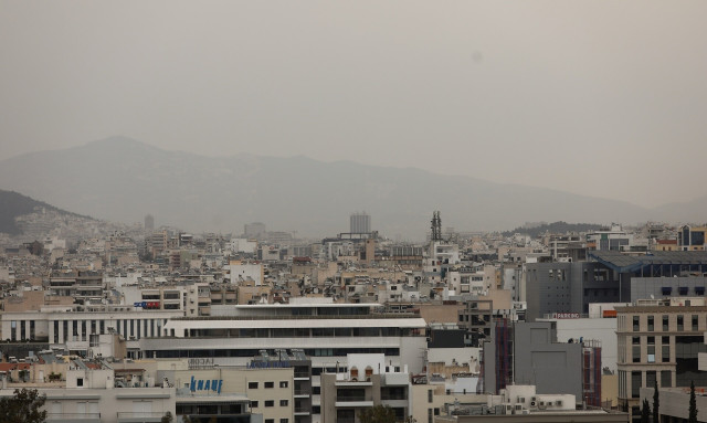 Καιρός - Μαρουσάκης: Ισχυρό επεισόδιο αφρικανικής σκόνης και λασποβροχές