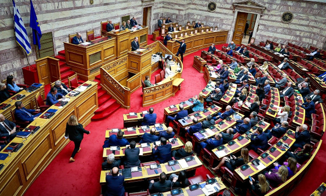 Παρωδία η συζήτηση στη Βουλή