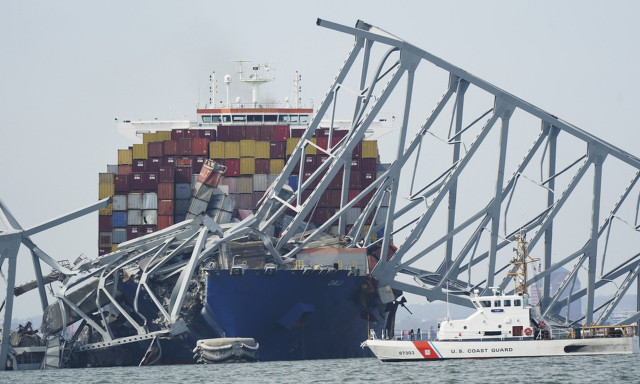 Κατάρρευση γέφυρας στη Βαλτιμόρη: Οι έξι αγνοούμενοι θεωρούνται πλέον νεκροί