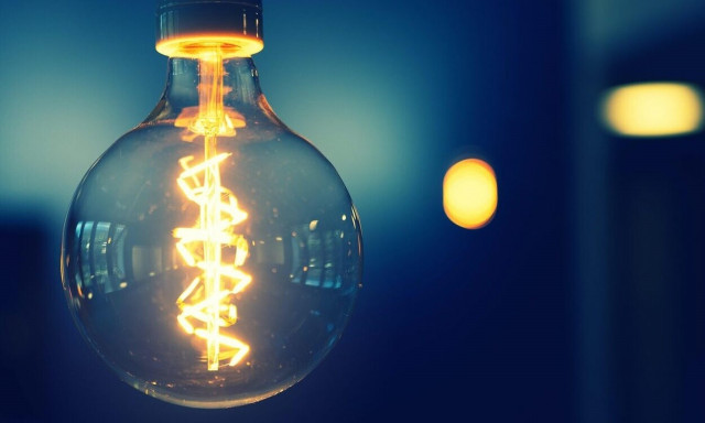 Ρεύμα και φυσικό αέριο: Πότε κόβεται η ελεύθερη μετακίνηση με οφειλές στους παρόχους