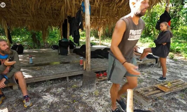 Survivor: Ο Θοδωρής νευρίασε και αποχώρησε: «Είναι ασέβεια προς το πρόσωπο μου»