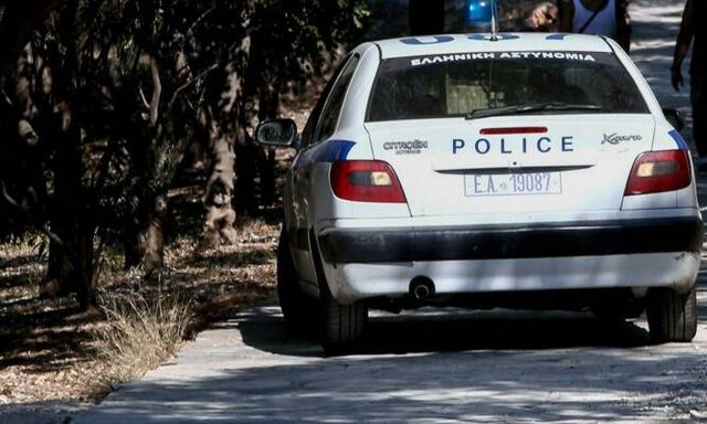 Ξάνθη: Τροχαίο με διακινητή χωρίς δίπλωμα και με κλεμμένο ΙΧ - Στο νοσοκομείο 6 άτομα