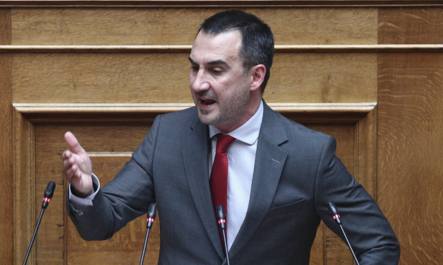Χαρίτσης στη Βουλή: Ζητήστε σήμερα σύσταση προανακριτικής επιτροπής