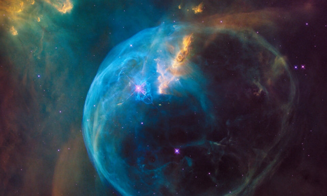 Η «σκοτεινή» θεωρία του Στίβεν Χόκινγκ: Γιατί οι εξωγήινοι δεν έχουν επικοινωνήσει μαζί μας