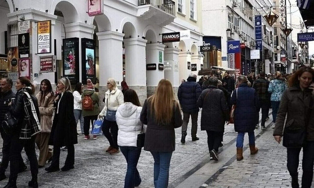 Κατώτατος μισθός: Η αύξησή του θα επηρεάσει και τους υπόλοιπους μισθούς