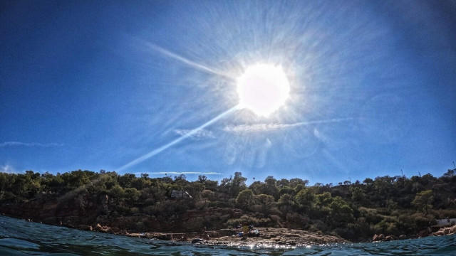 Ο καιρός σήμερα: Aίθριος, χωρίς αφρικανική σκόνη, με αραιές νεφώσεις