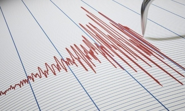 Σεισμός 5,7 Ρίχτερ: Αυτοψία και εκκενώσεις δημόσιων κτιρίων στην Ηλεία