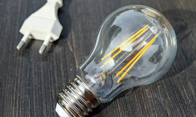 Τιμολόγια ρεύματος: Χωρίς σημαντικές μειώσεις οι χρεώσεις του Απριλίου