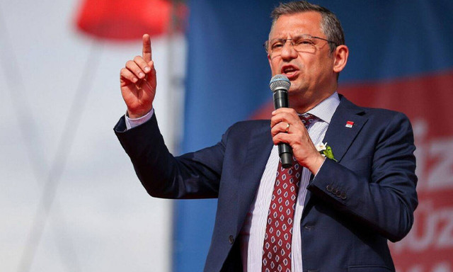 Τουρκία εκλογές: Πανηγυρισμοί και δηλώσεις νίκης από το CHP