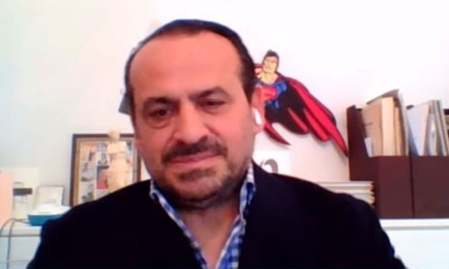 Βασίλης Ζούλιας για τη φωτιά στο ατελιέ του: «Προσπαθώ να κρατηθώ δυνατός»