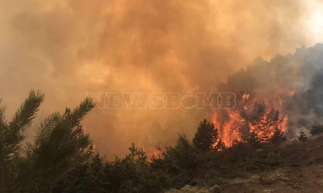 Πιέρια Όρη: Τραυματίστηκε εθελοντής πυροσβέστης κατά τη διάρκεια κατάσβεσης της μεγάλης φωτιάς