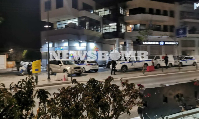 Άγιοι Ανάργυροι - Καταγγελία: Είχε ζητήσει να τη μεταφέρουν στο σπίτι αλλά δεν υπήρχε περιπολικό