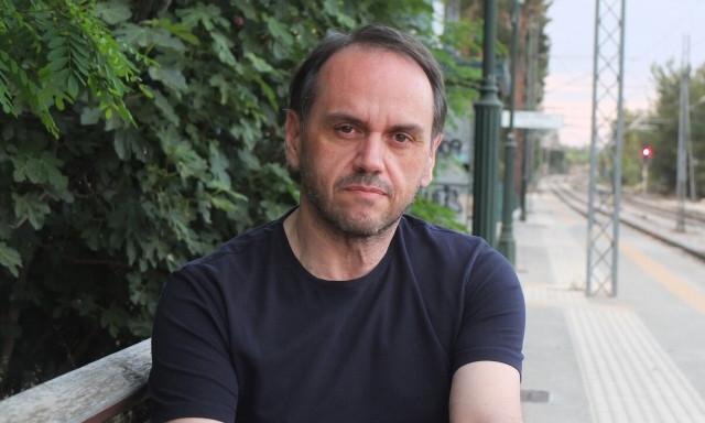 Θλίψη στον καλλιτεχνικό κόσμο: Πέθανε ο συνθέτης Νίκος Καλαντζάκος - Το αντίο του Διονύση Τσακνή