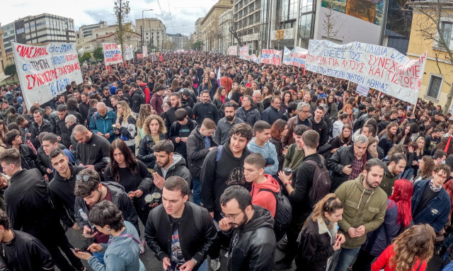 Πότε κλείνουν τα πάντα λόγω απεργίας