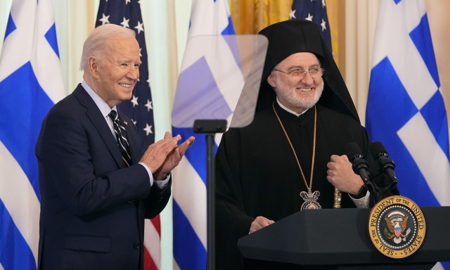 Εκδήλωση στον Λευκό Οίκο για τον εορτασμό της 25ης Μαρτίου με οικοδεσπότη τον… «Τζο Μπαϊντενόπουλο»