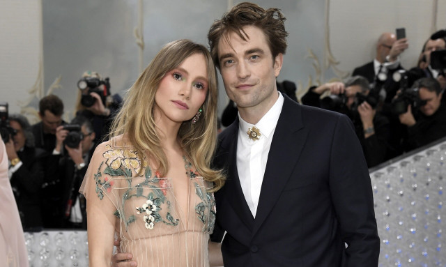 Η πρώτη φωτογραφία του μωρού των Ρόμπερτ Πάτισον - Σούκι Γουότερχαουζ