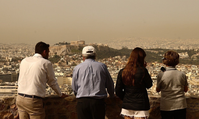 Αφρικανική σκόνη: Αυξήθηκαν οι προσελεύσεις στα επείγοντα των νοσοκομείων