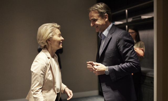 Μητσοτάκης και Ούρσουλα φον ντερ Λάιεν στο Αττικό στις 12:00 την Κυριακή