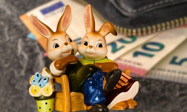 Δώρο Πάσχα: Πότε καταβάλλεται και πώς υπολογίζεται