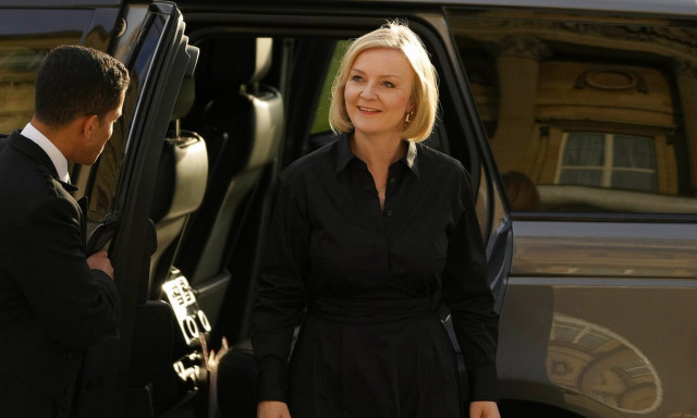 Λιζ Τρας: «Δεν άκουσα τη συμβουλή της βασίλισσας Ελισάβετ και το μετάνιωσα» - Η τελευταία συνάντηση