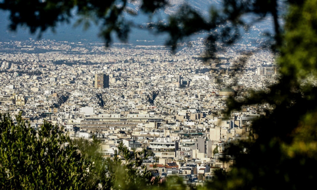 ΕΝΦΙΑ: Έκπτωση 10% για ασφαλισμένες κατοικίες - Τι ισχύει για όσους έχουν επιστροφή φόρου