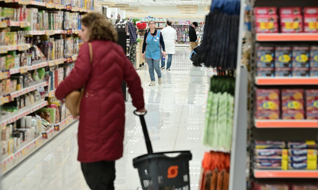 Θα εφαρμοστεί και φέτος το Καλάθι του Πάσχα - Σκέψεις και για το «Καλάθι του νονού»