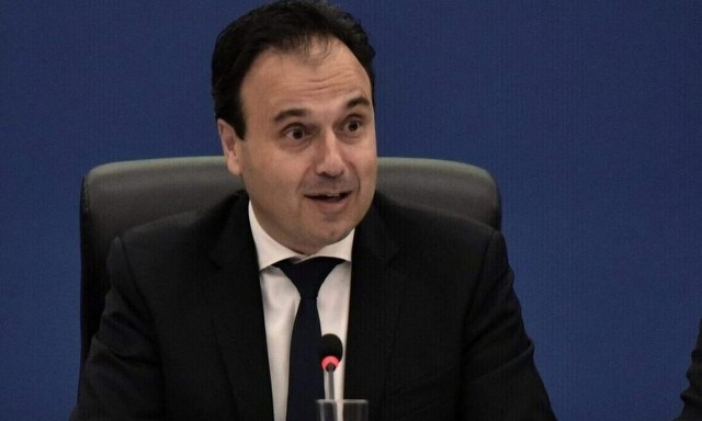 Δημήτρης Παπαστεργίου: Παρουσίασε με βίντεο το ψηφιακό εισιτήριο στα γήπεδα