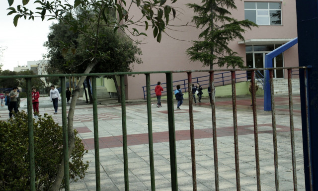 Σχολεία: Πότε κλείνουν και ανοίγουν φέτος για Πάσχα και καλοκαίρι - Πώς τα επηρεάζουν οι Ευρωεκλογές