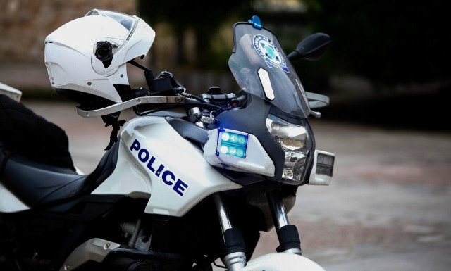 Στιγμές τρόμου για 20χρονη - 59χρονος την άρπαξε και τη φίλησε στη μέση της Πανόρμου