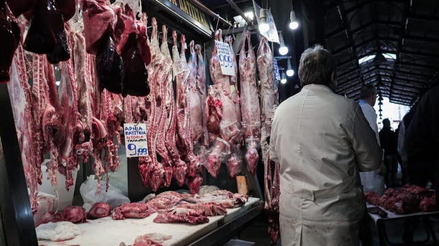 Εορταστικό ωράριο Πάσχα 2024: Πώς θα λειτουργήσουν τα καταστήματα - Ποια Κυριακή θα είναι ανοικτά