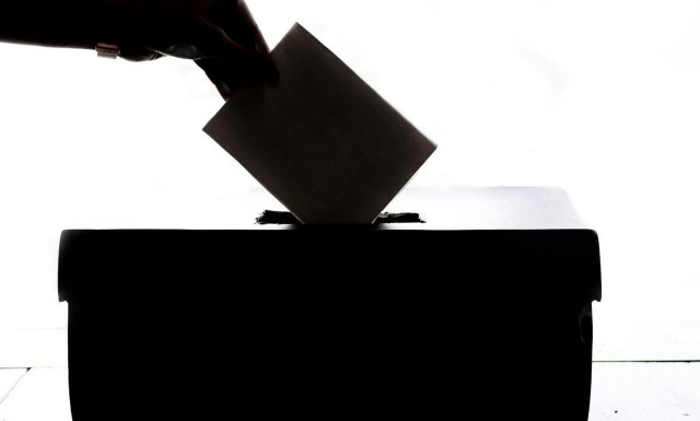 Δημοσκόπηση Opinion Poll: Στις 17,1 μονάδες η διαφορά ΝΔ με τον ΣΥΡΙΖΑ και κυριαρχία Μητσοτάκη