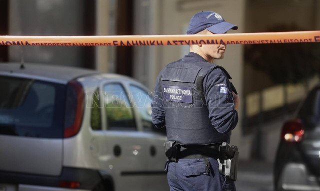 Ηλιούπολη: Σκότωσε τη μητέρα του και αυτοκτόνησε - Τα ίχνη αίματος ενοχοποιούν τον 36χρονο