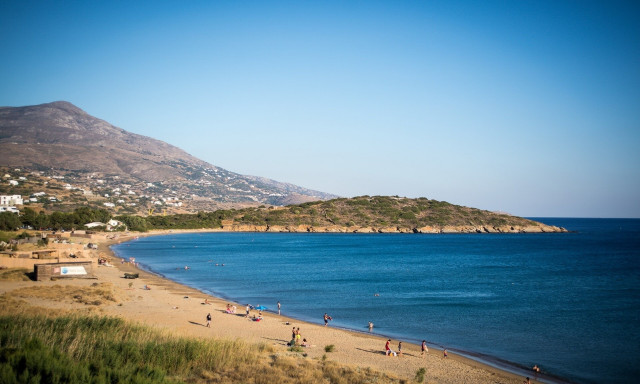 Καιρός: Στα ύψη η θερμοκρασία την Παρασκευή – Η πρόγνωση για το Σαββατοκύριακο